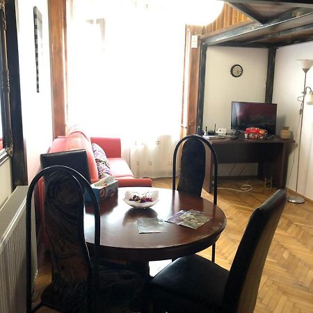 Dalina'S Art Corner Appartement Oradea Buitenkant foto